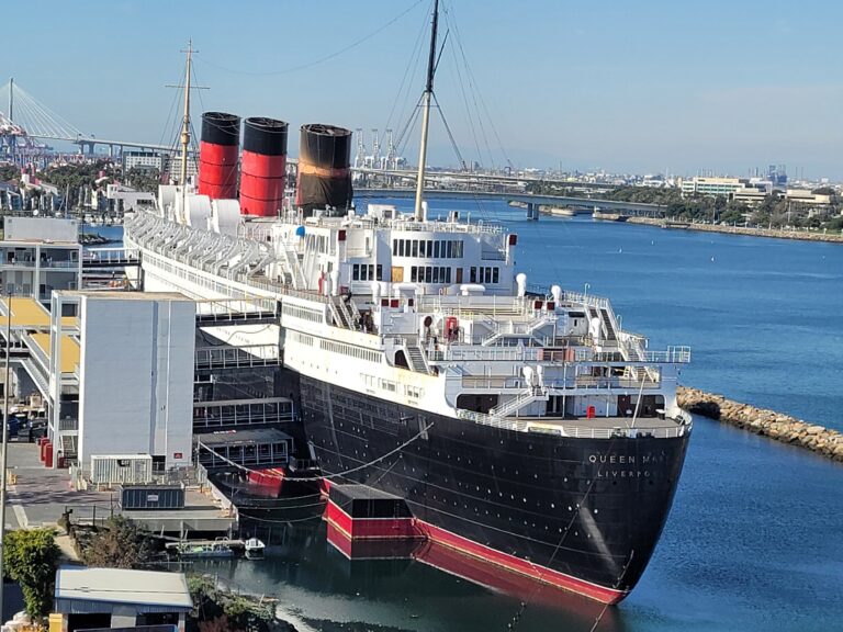 RMS QUEEN MARY - Inspirational Travel Adventures